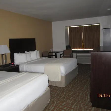 Days Inn & Suites By Wyndham Spokane Airport Airway Heights Room photo