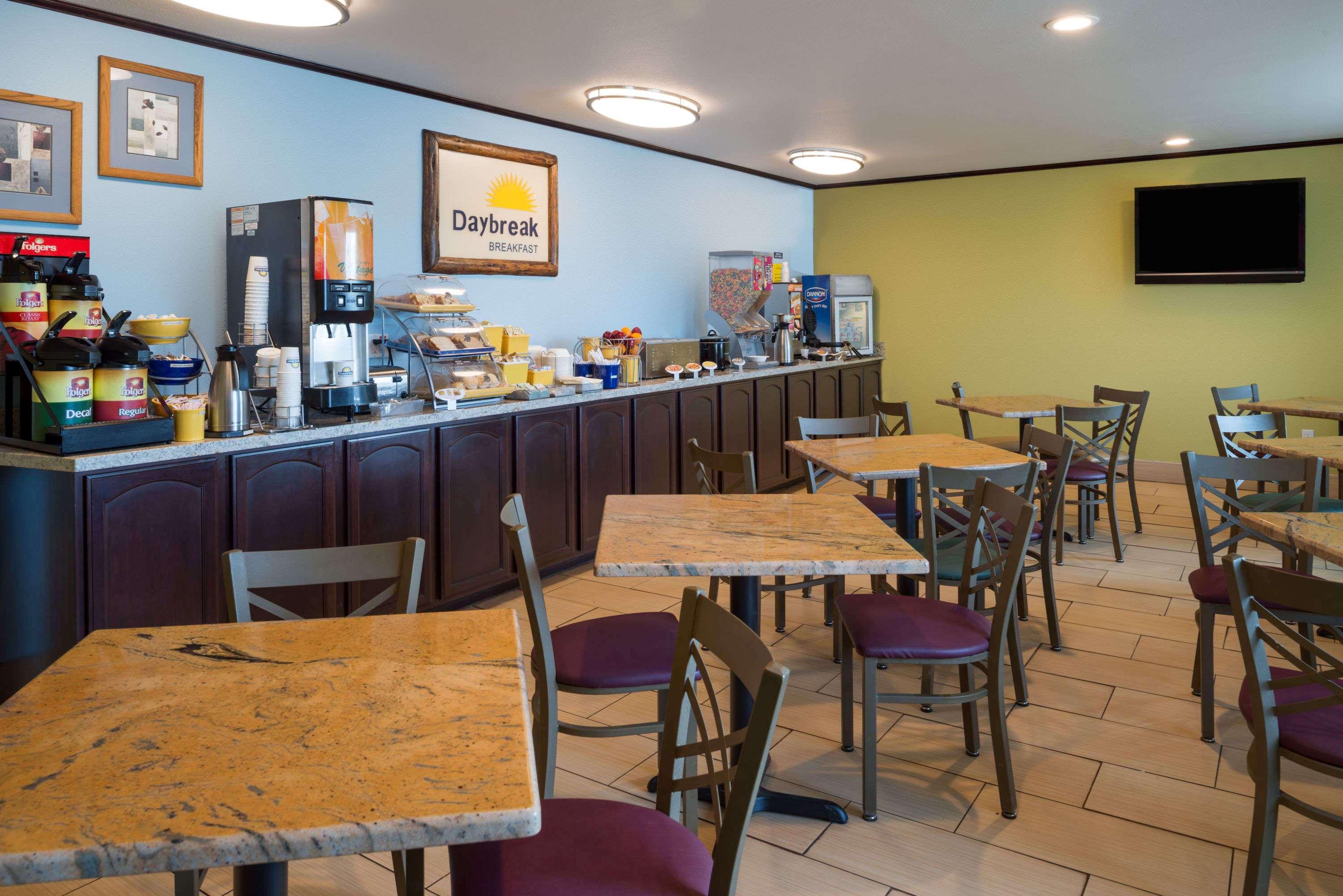 Hotel Days & By Wyndham Spokane Airport